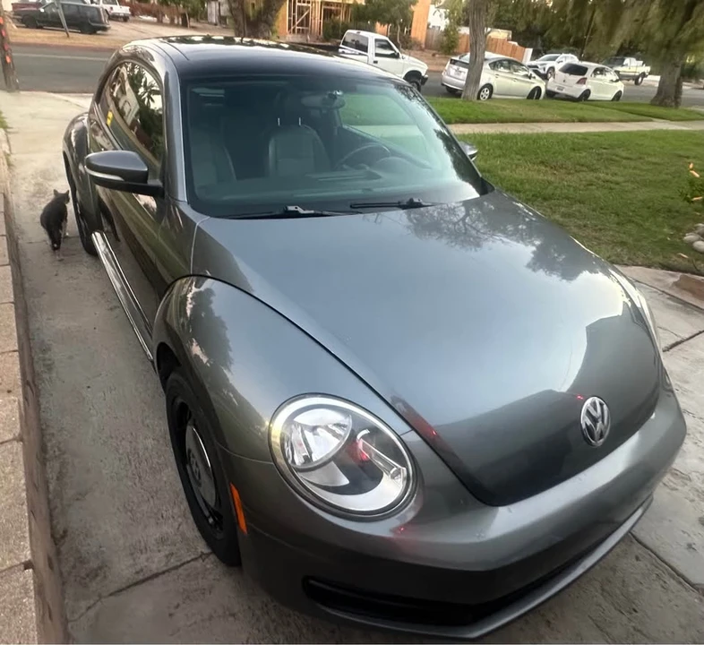 2013 Volkswagen A5 Beetle - Image 5 of 10