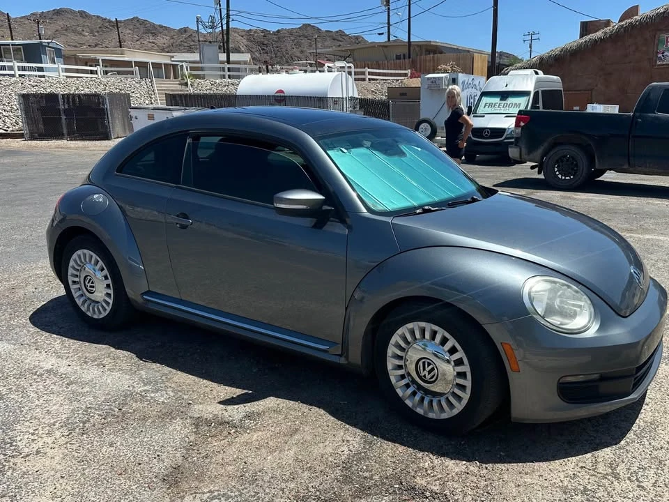 2013 Volkswagen A5 Beetle - Image 3 of 10