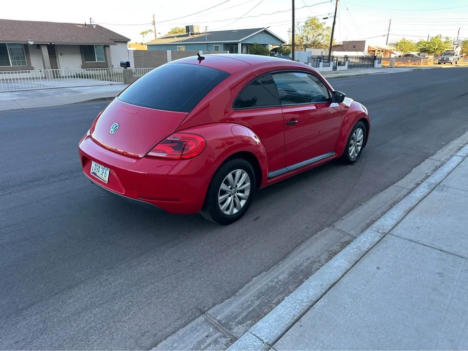 2013 Volkswagen A5 Beetle - Image 4 of 9