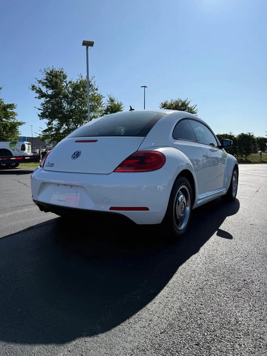2013 Volkswagen A5 Beetle - Image 5 of 16