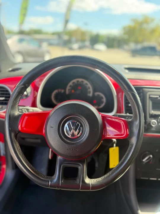 2013 Volkswagen A5 Beetle - Image 7 of 8