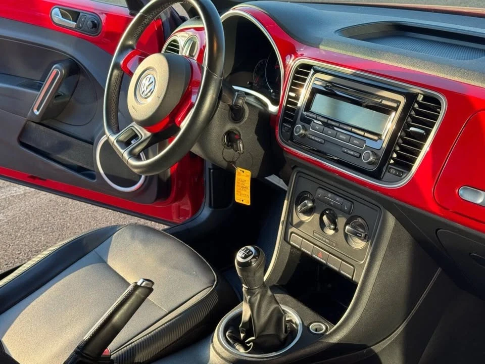 2013 Volkswagen A5 Beetle - Image 8 of 20