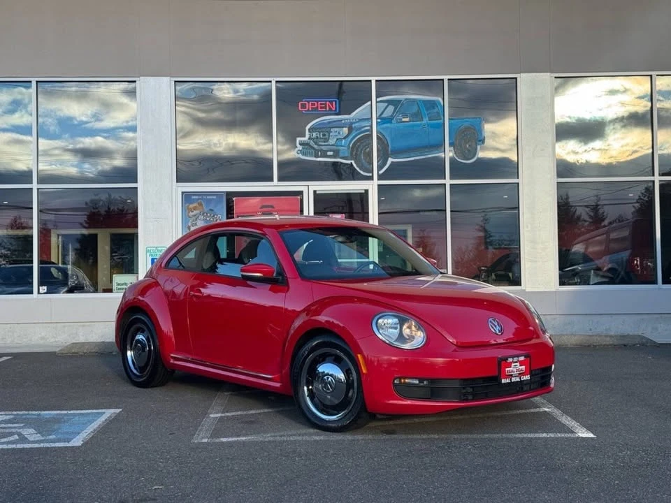 2013 Volkswagen A5 Beetle - Image 2 of 20