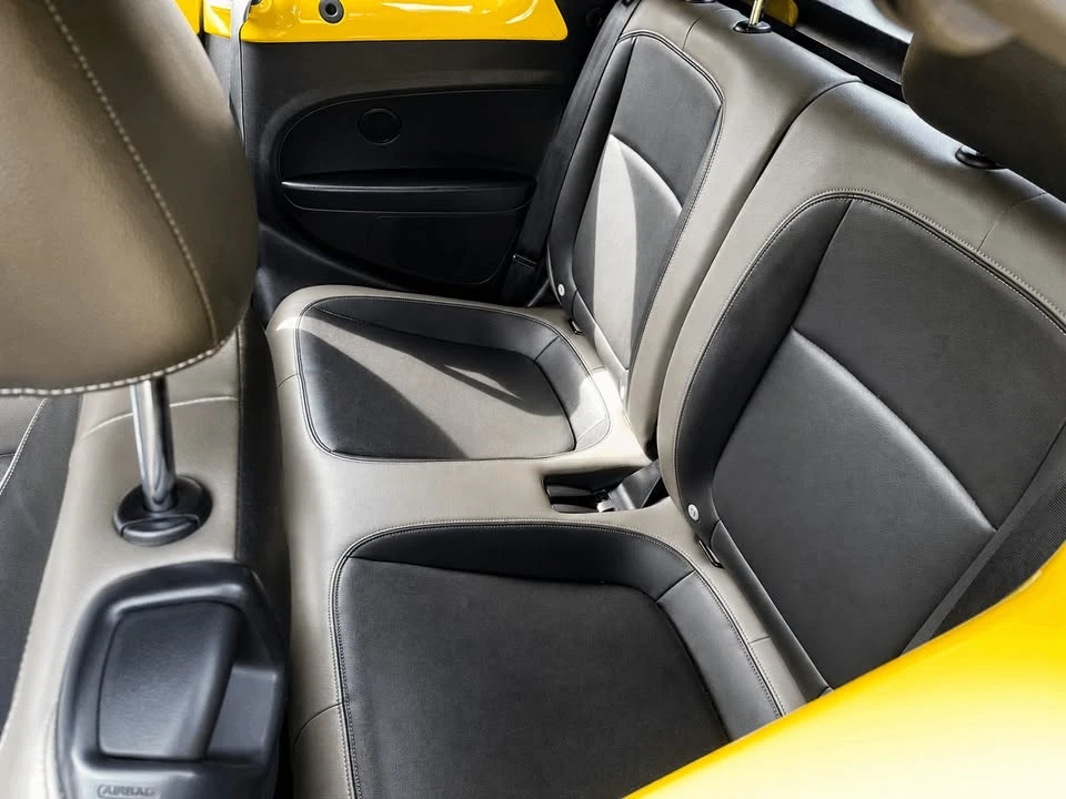 2013 Volkswagen A5 Beetle - Image 8 of 17