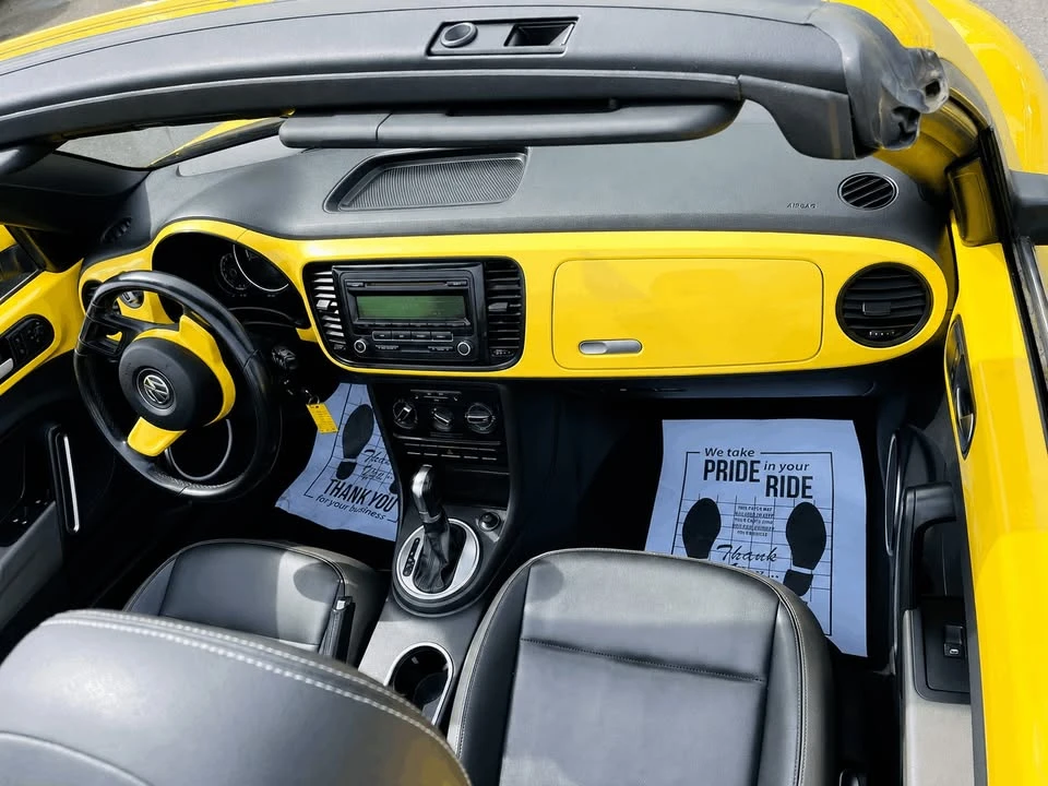 2013 Volkswagen A5 Beetle - Image 14 of 17