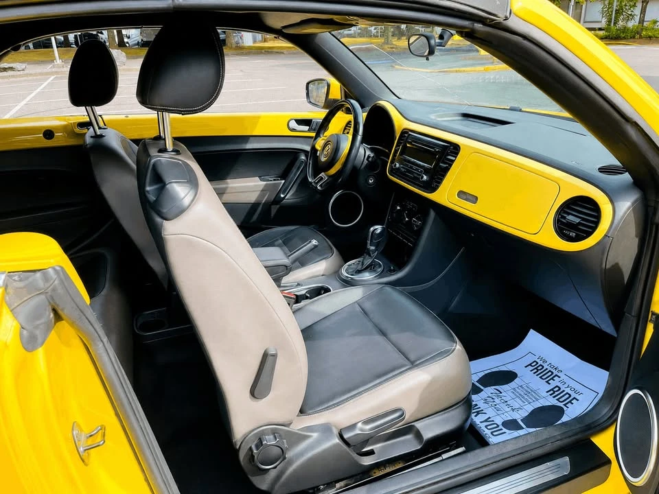 2013 Volkswagen A5 Beetle - Image 10 of 17