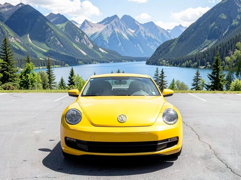 2013 Volkswagen A5 Beetle - Image 2 of 17