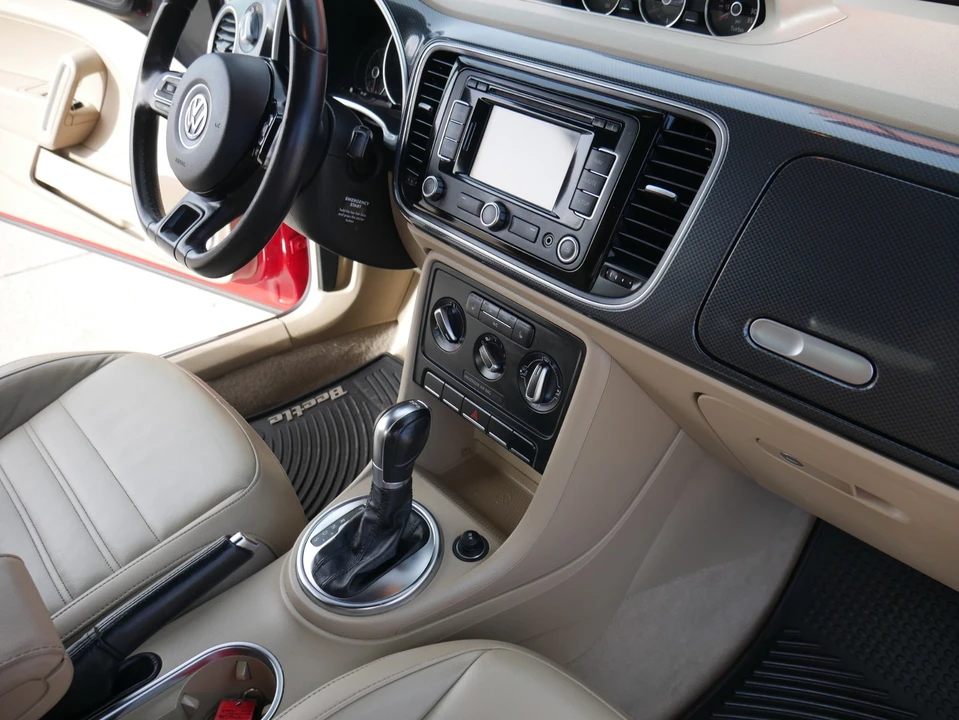 2013 Volkswagen A5 Beetle - Image 19 of 21