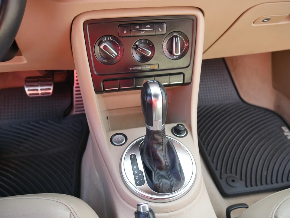 2013 Volkswagen A5 Beetle - Image 20 of 21
