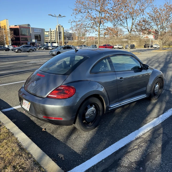 2013 Volkswagen A5 Beetle - Image 6 of 15