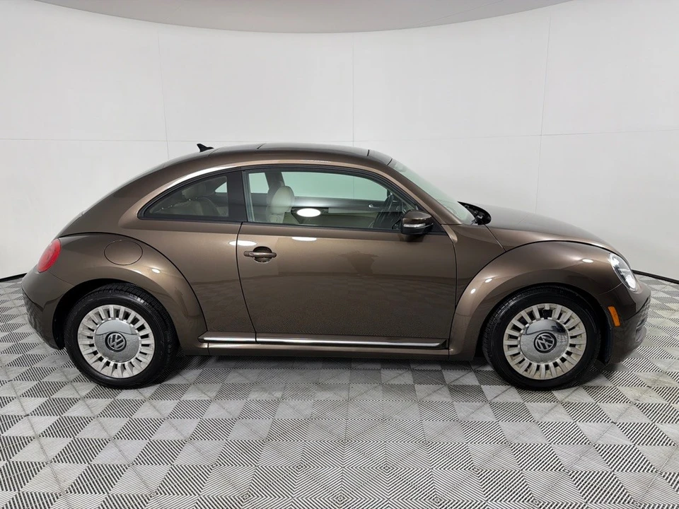 2013 Volkswagen A5 Beetle - Image 4 of 21