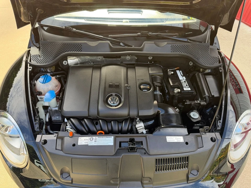 2013 Volkswagen A5 Beetle - Image 18 of 21