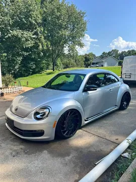 2013 Volkswagen Beetle Base