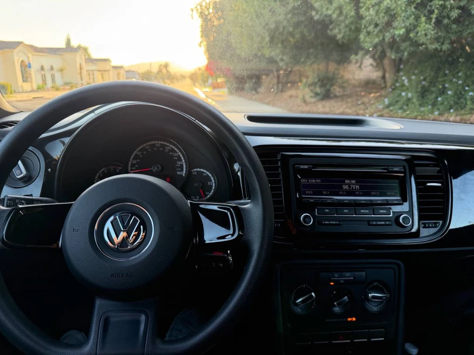 2013 Volkswagen A5 Beetle - Image 11 of 11