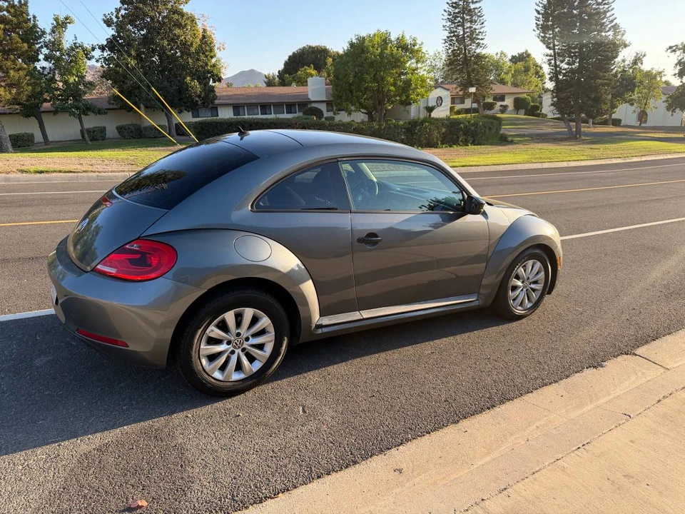 2013 Volkswagen A5 Beetle - Image 5 of 11
