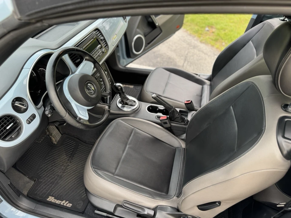 2013 Volkswagen A5 Beetle - Image 8 of 20