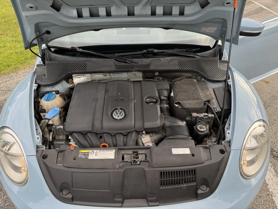 2013 Volkswagen A5 Beetle - Image 19 of 20