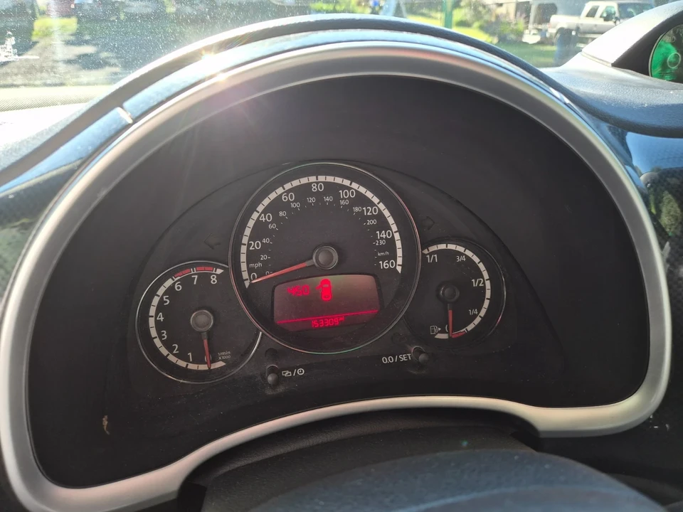 2013 Volkswagen A5 Beetle - Image 5 of 17