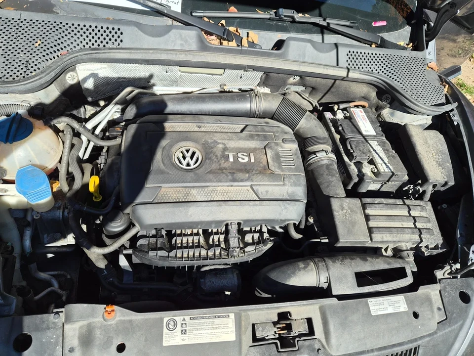 2013 Volkswagen A5 Beetle - Image 8 of 17