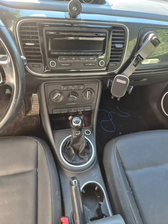 2013 Volkswagen A5 Beetle - Image 3 of 17