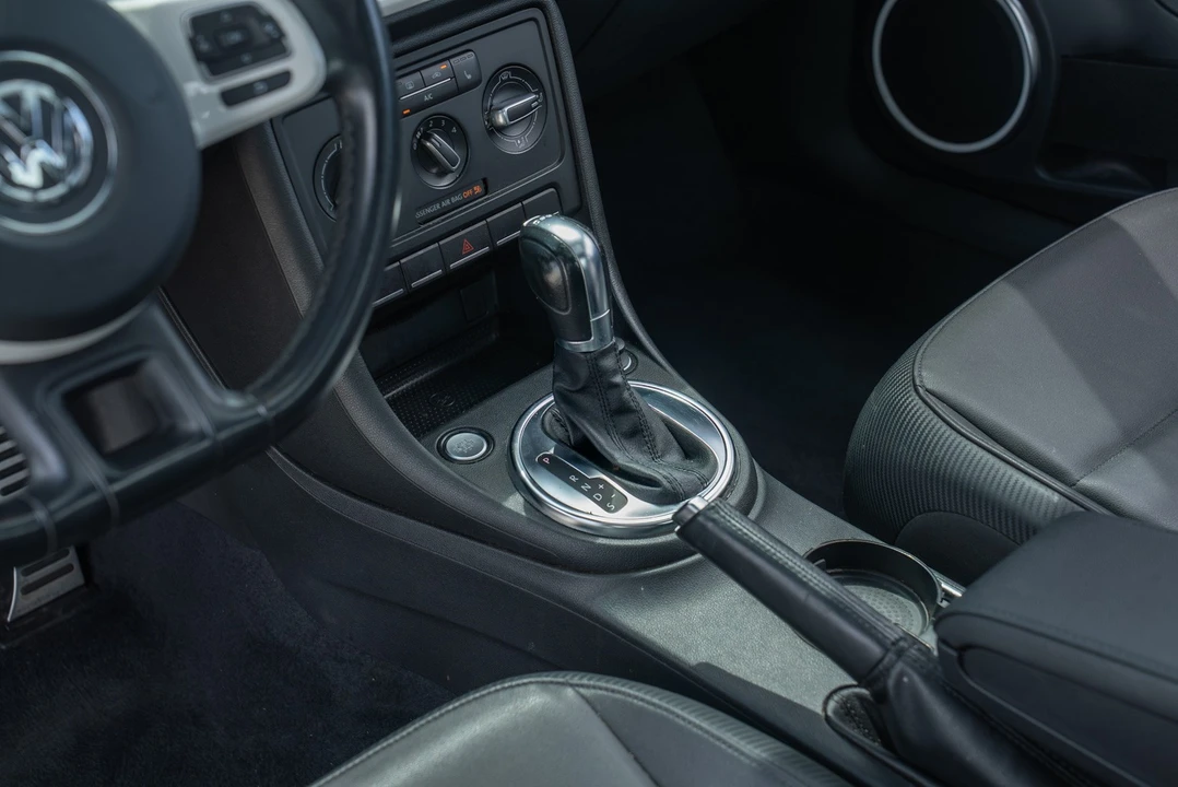 2013 Volkswagen A5 Beetle - Image 19 of 31