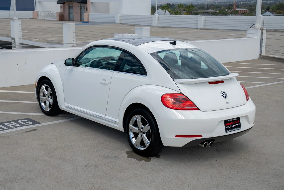 2013 Volkswagen A5 Beetle - Image 6 of 31