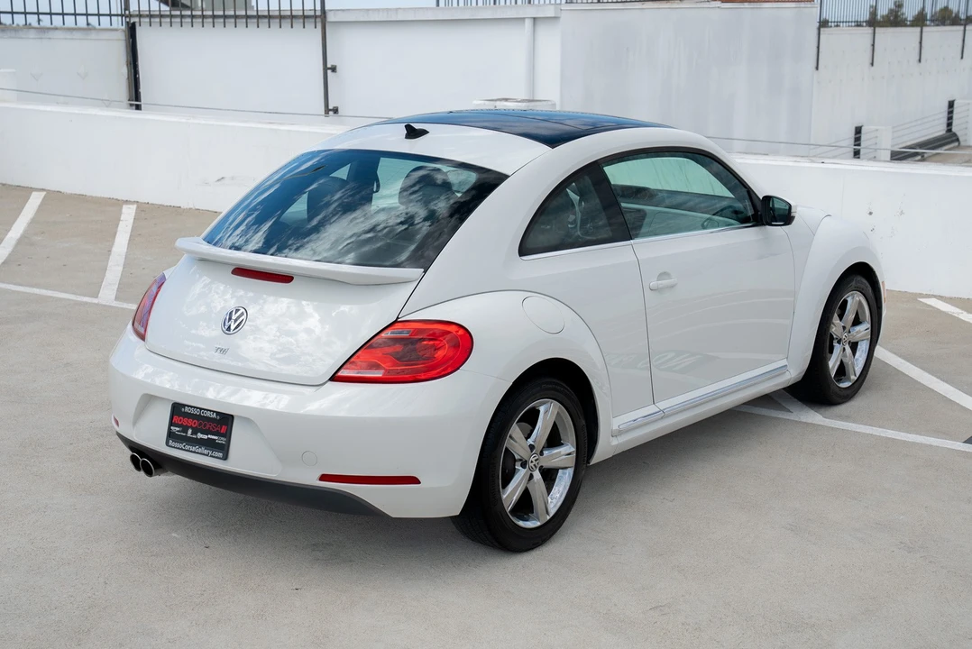 2013 Volkswagen A5 Beetle - Image 11 of 31