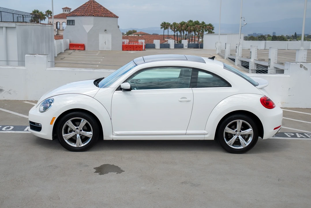 2013 Volkswagen A5 Beetle - Image 23 of 31