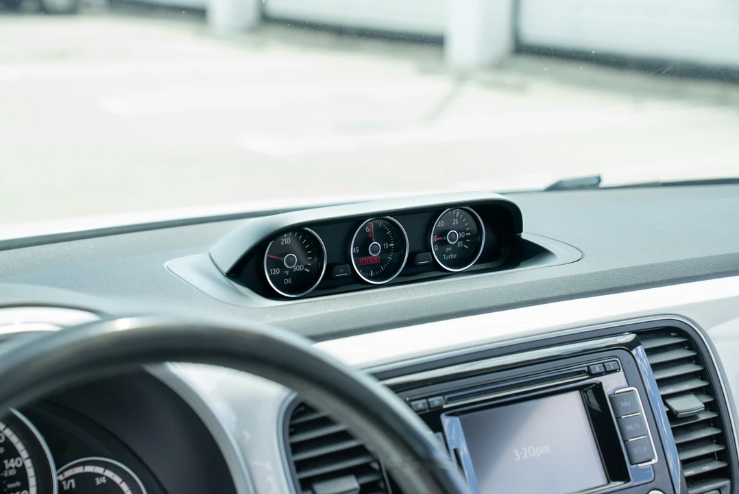 2013 Volkswagen A5 Beetle - Image 20 of 31