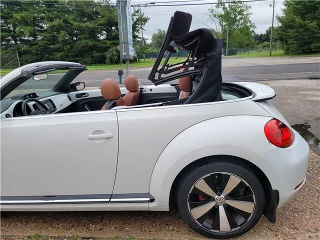 2013 Volkswagen A5 Beetle - Image 18 of 21