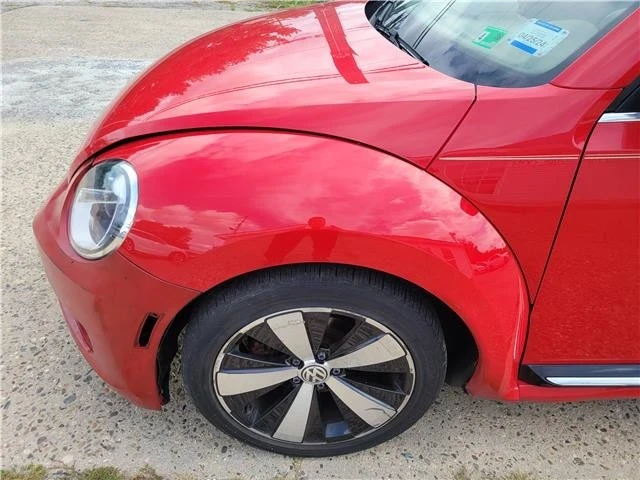 2013 Volkswagen A5 Beetle - Image 10 of 12