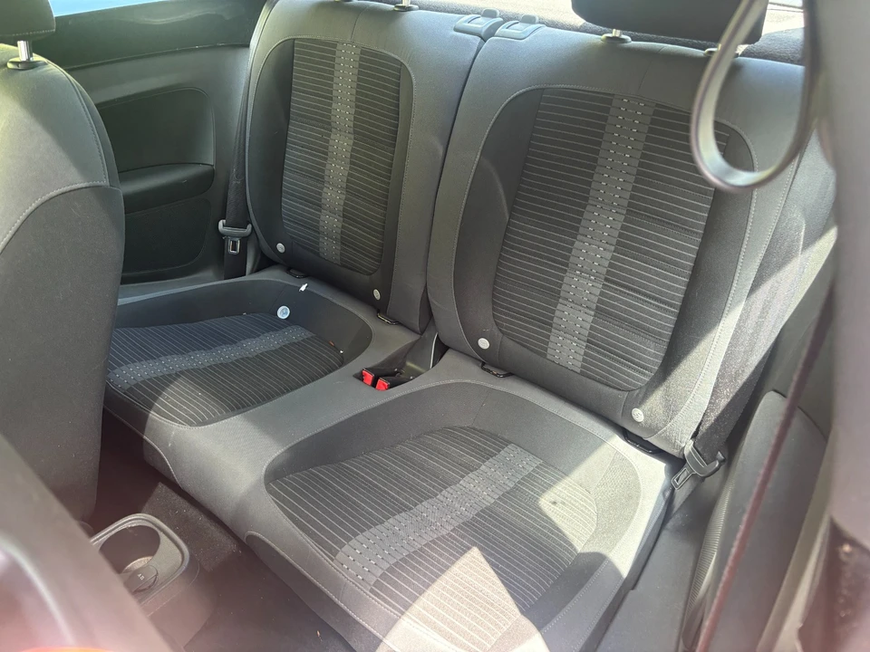 2013 Volkswagen A5 Beetle - Image 17 of 18