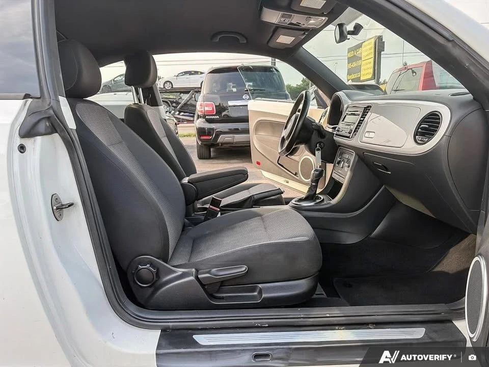 2013 Volkswagen A5 Beetle - Image 11 of 20
