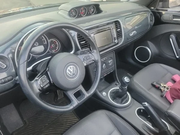 2013 Volkswagen A5 Beetle - Image 5 of 8