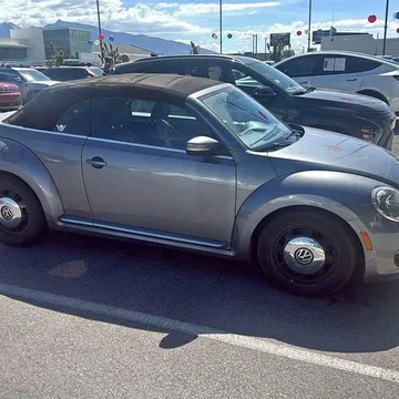 2013 Volkswagen Beetle Convertible
