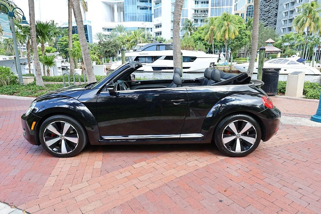 2013 Volkswagen A5 Beetle - Image 2 of 21