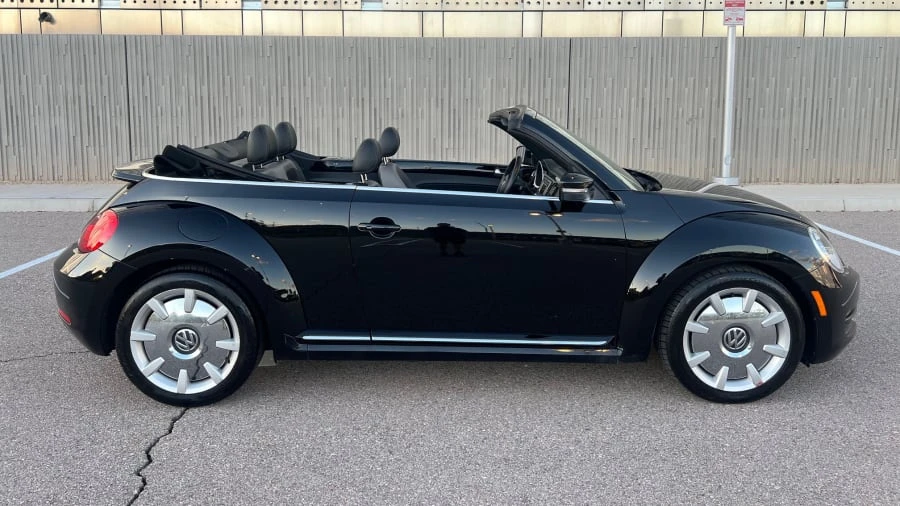 2013 Volkswagen A5 Beetle - Image 7 of 15