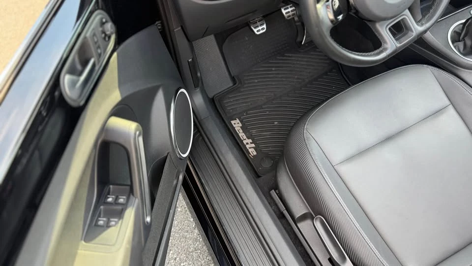 2013 Volkswagen A5 Beetle - Image 7 of 16