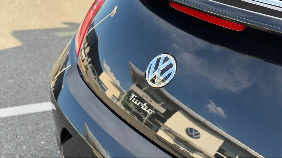 2013 Volkswagen A5 Beetle - Image 6 of 16