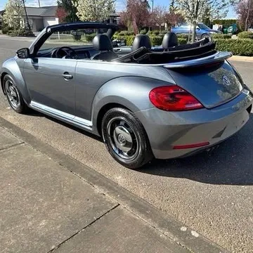 2013 Volkswagen Beetle Convertible
