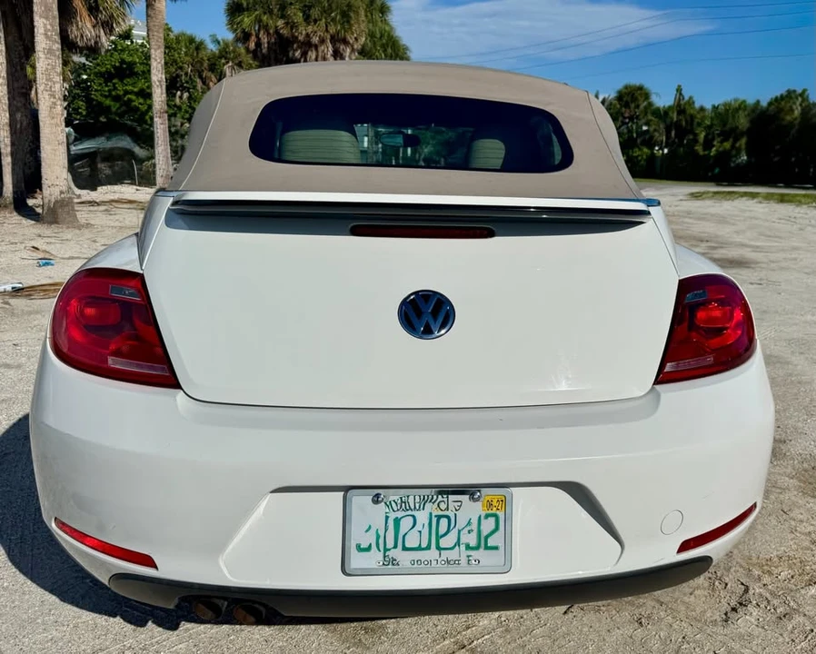 2013 Volkswagen A5 Beetle - Image 3 of 9