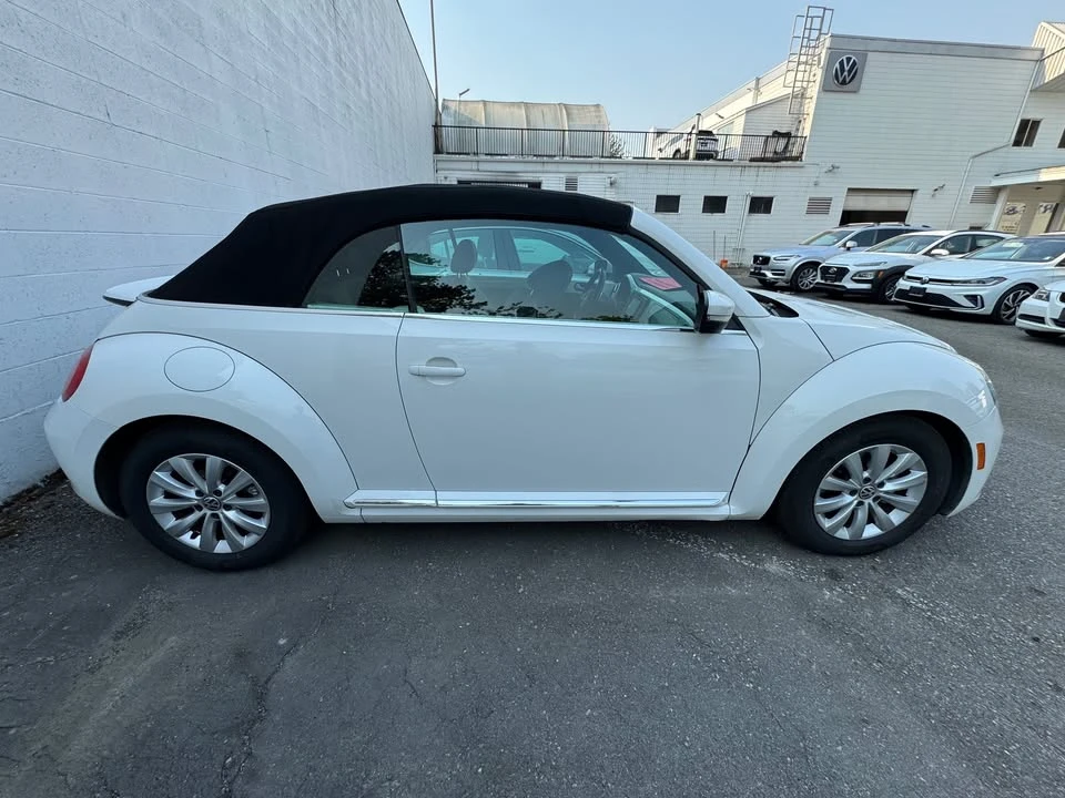2013 Volkswagen A5 Beetle - Image 3 of 9