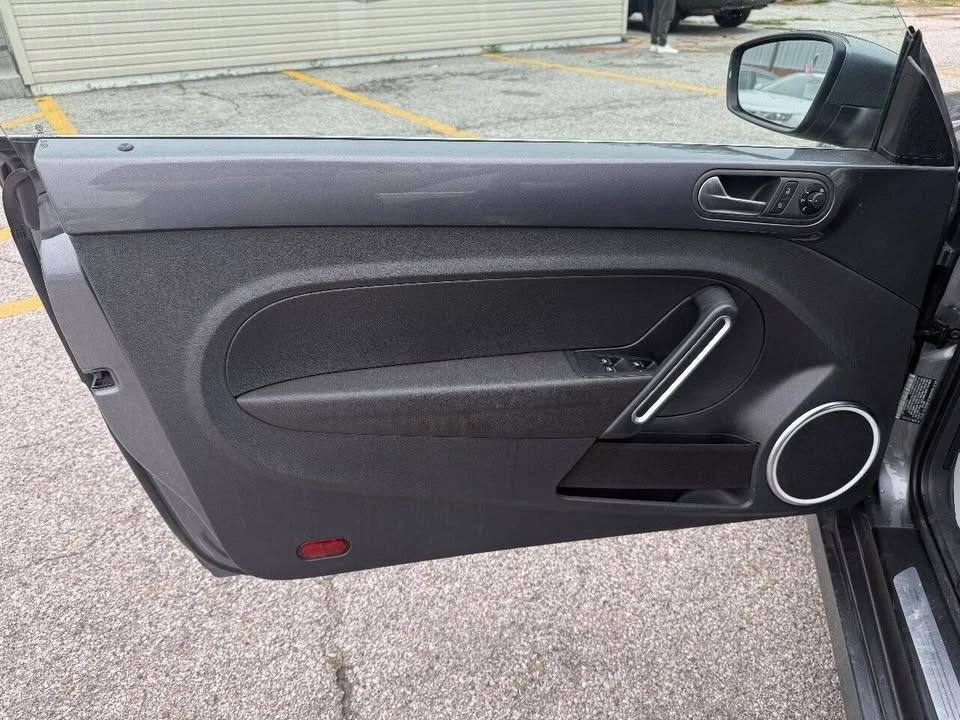 2013 Volkswagen A5 Beetle - Image 12 of 20