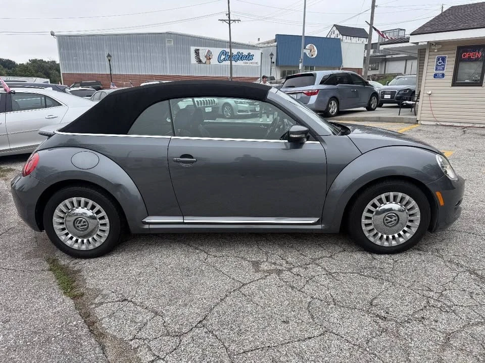 2013 Volkswagen A5 Beetle - Image 8 of 20