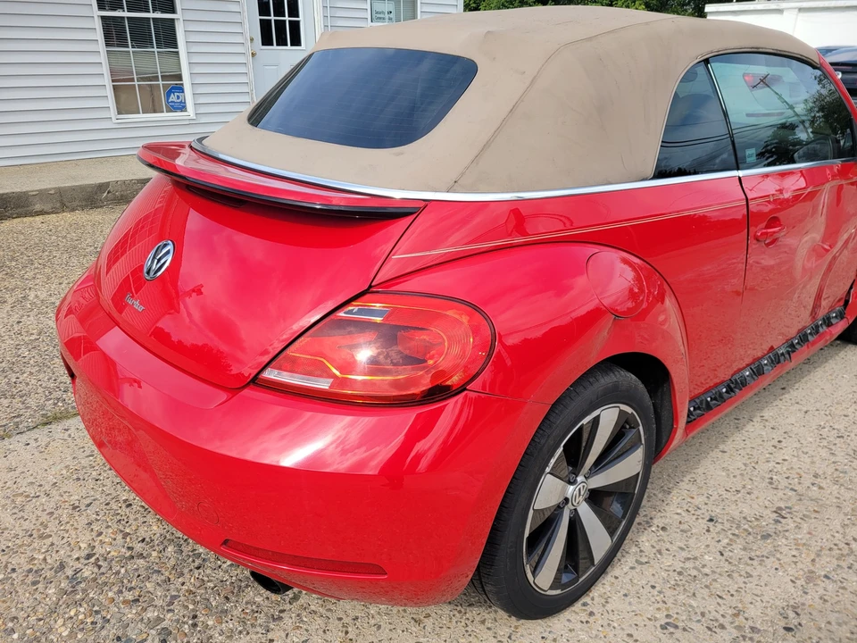 2013 Volkswagen A5 Beetle - Image 19 of 21