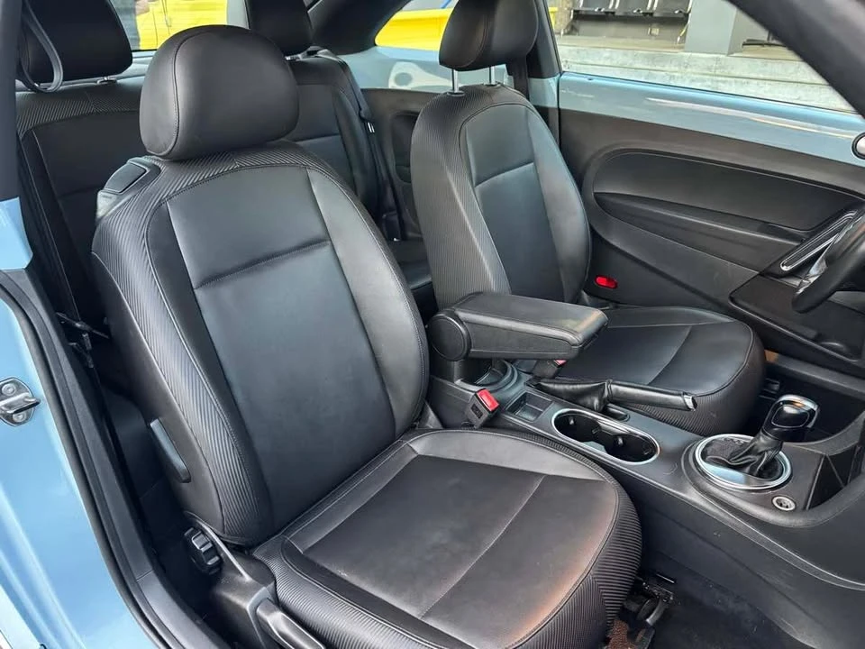 2013 Volkswagen A5 Beetle - Image 11 of 17