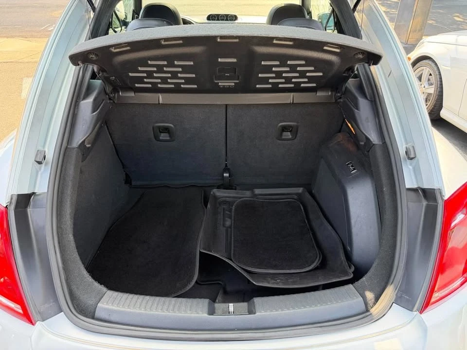 2013 Volkswagen A5 Beetle - Image 10 of 20