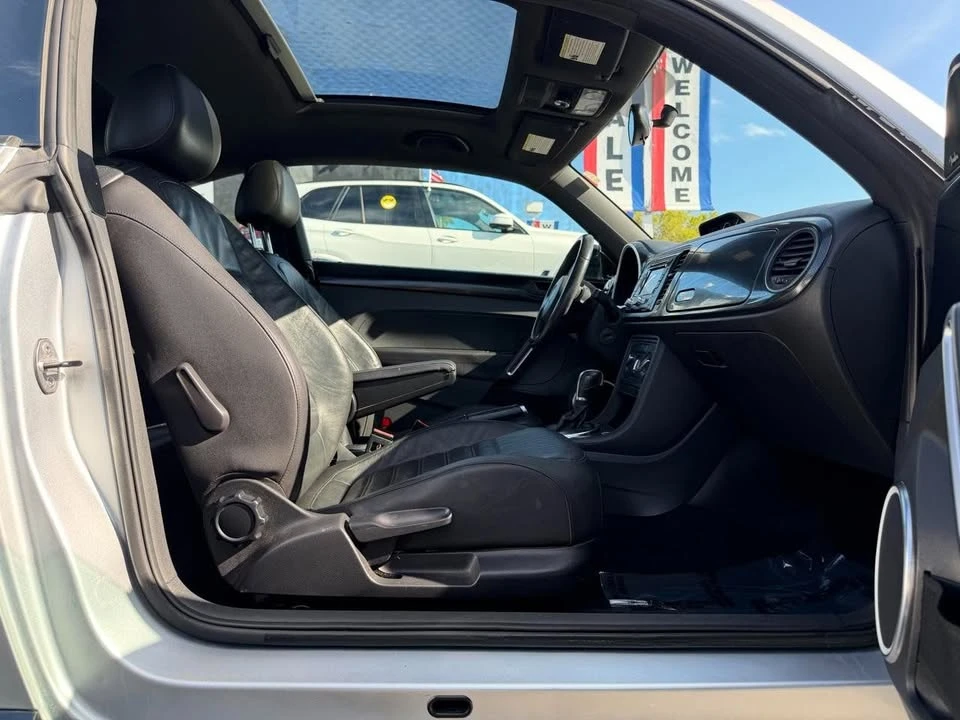 2013 Volkswagen A5 Beetle - Image 18 of 20