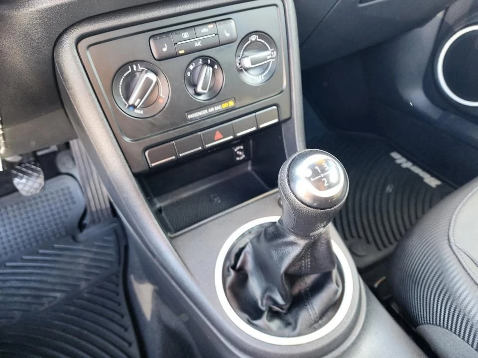 2013 Volkswagen A5 Beetle - Image 19 of 20