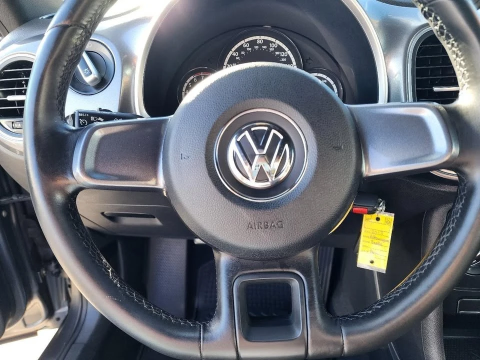 2013 Volkswagen A5 Beetle - Image 16 of 20
